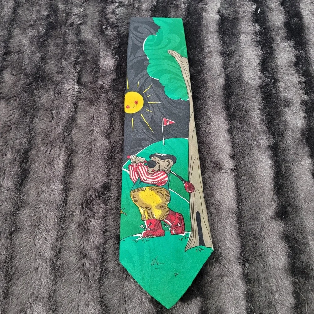 Hallmark Novelties Hole-In-One Golf Bear Necktie Green Black MMG Corp Vintage